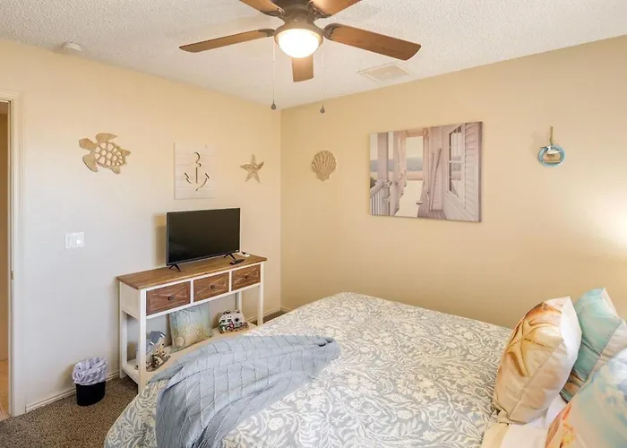 Sunny With Pool & Patio 3 Miles To The Lake! Lake Havasu City