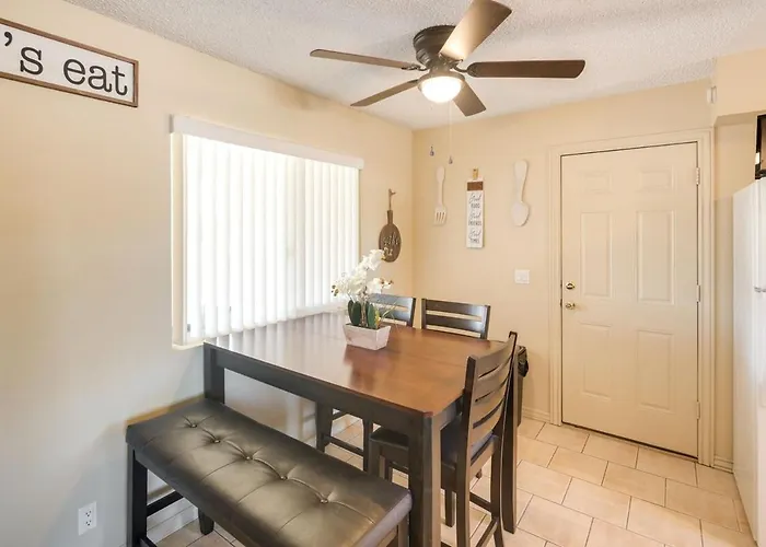Ferienhaus Sunny With Pool & Patio 3 Miles To The Lake! *