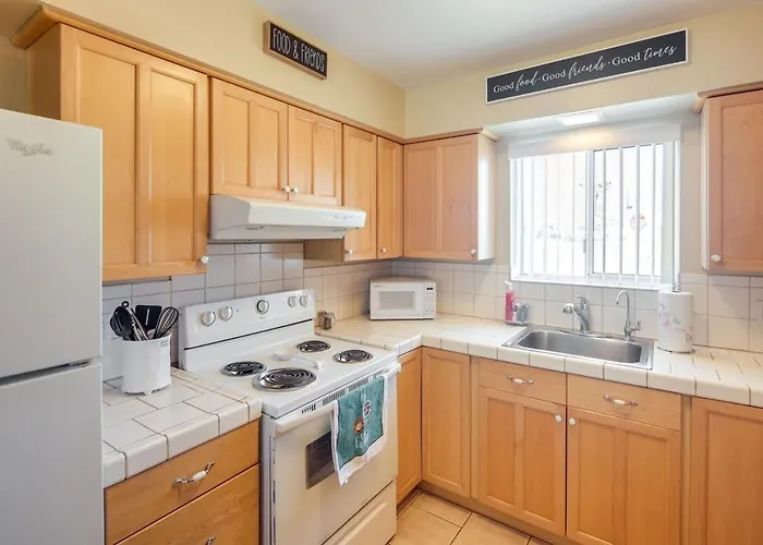 Sunny With Pool & Patio 3 Miles To The Lake! Ferienhaus *